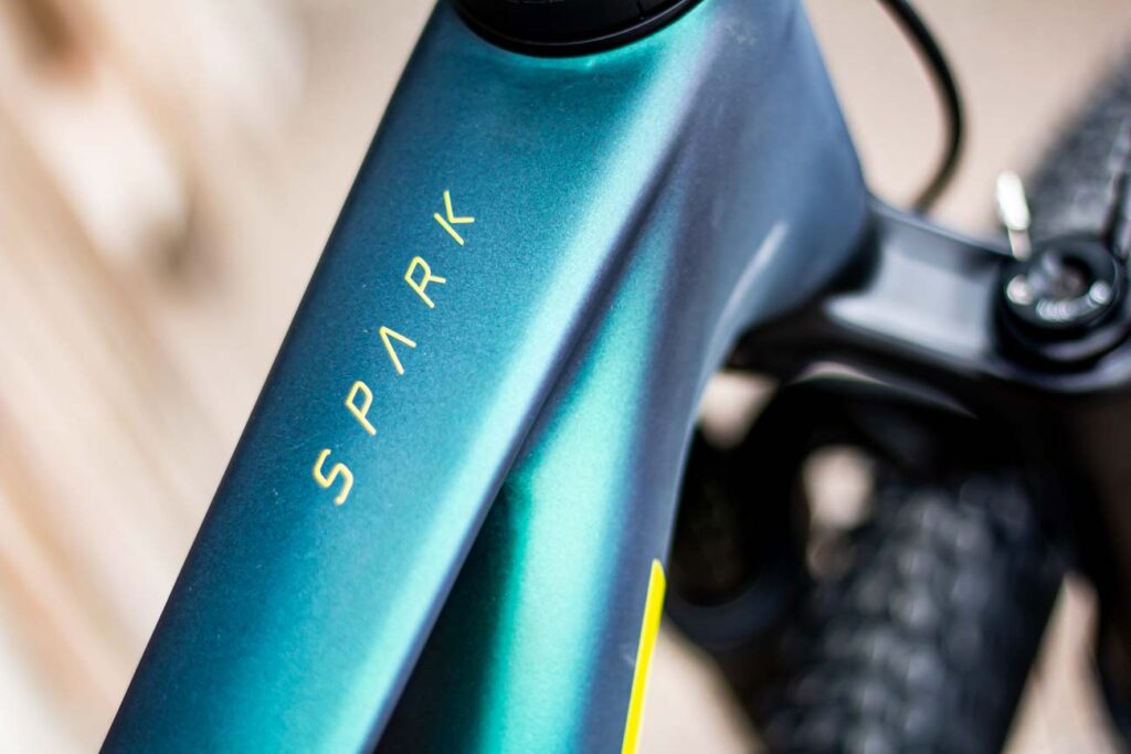 Comme vous pouvez le constater, vous ne voyez rien ... de l'amortisseur sur le Scott Spark RC Scott Spark RC Detailbilder 05 1024x683 - Comme vous pouvez le constater, vous ne voyez rien ... de l'amortisseur sur le Scott Spark RC