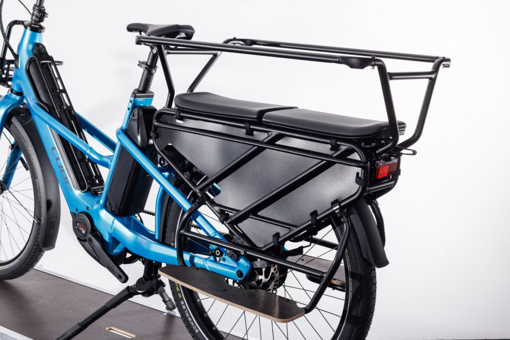 cube longtail velo longtail siege enfant longtail fixation longtail repose pieds longtail - CUBE Longtail Hybrid : E-Bike polyvalent pour aventures.