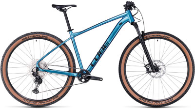 Vélo tout terrain Cube Reaction Pro en turquoise.