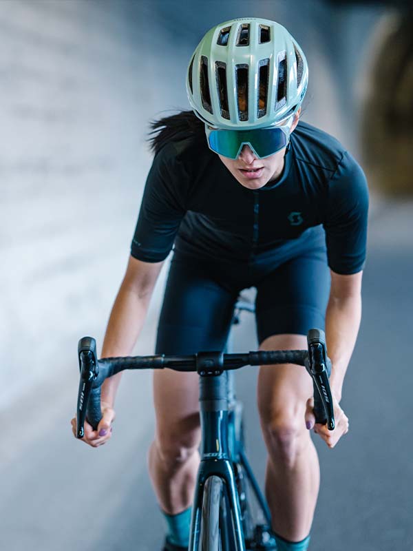 Clique ici pour voir tous nos vélos de course.