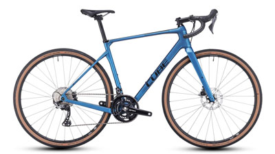 Vélo de gravel Cube Nuroad C:62 Race en bleu.