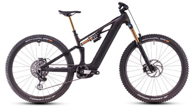On voit un vélo électrique Cube Stereo Hybrid ONE22 gris avec des amortisseurs dorés.