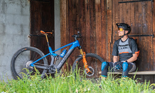 Vélo électrique avec suspension complète